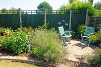 7 tips for low maintenance gardens