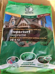 Lawn Fertilizer Nutrite Superturf 7kg 28-4-12