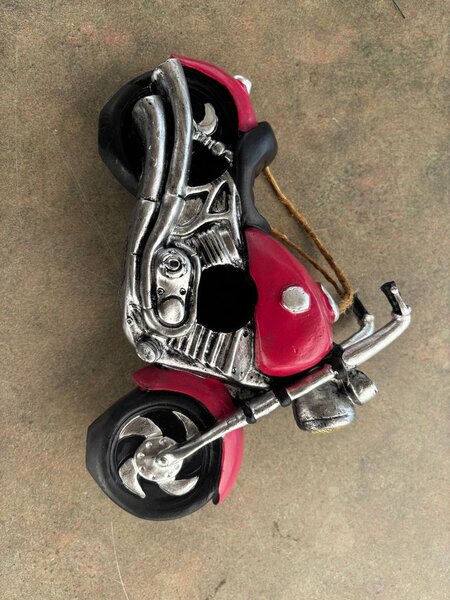 RED MOTORCYCLE BIRDHOUSE